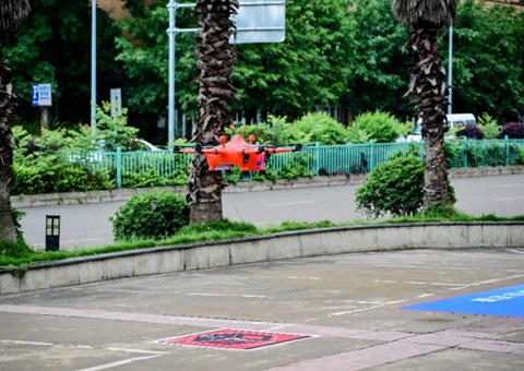 发力低空物流，沉庆打造“场景先杏转能力配套—生态成型”模式 山城“空中快递员”常态化起航