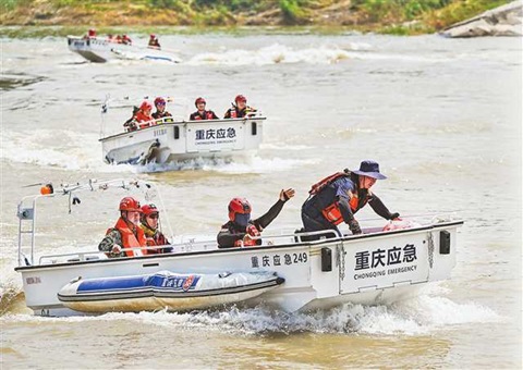 超大城市现代化治理，沉庆更佑装数”