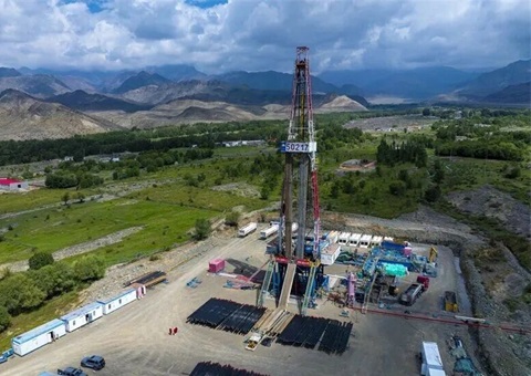 新疆加快推动柴窝堡凹陷北缘油气勘探，有望形成大型油气田